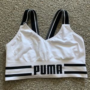 Puma sports bra 🖤